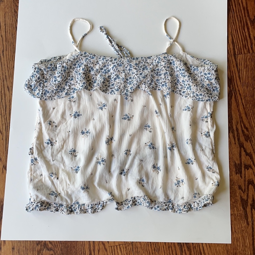 flowy ae top - Picture 2 of 2